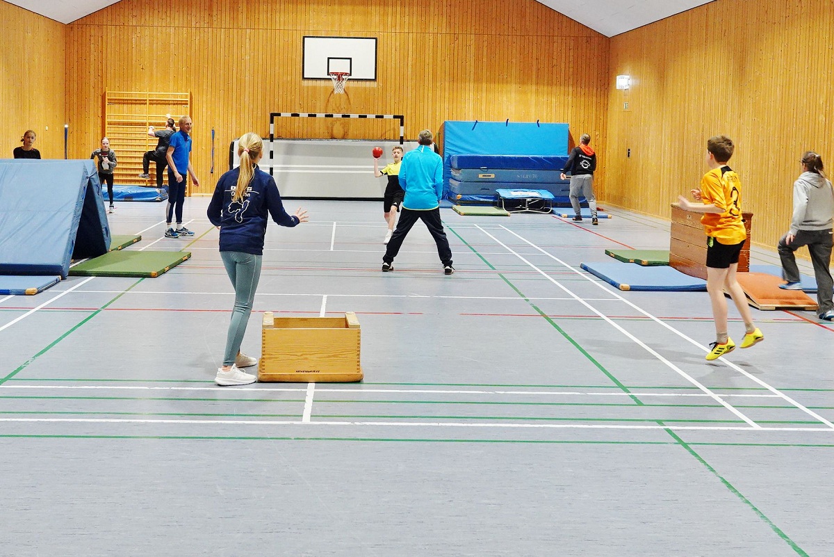 6 Etwas luftig auf dem Spielfeld