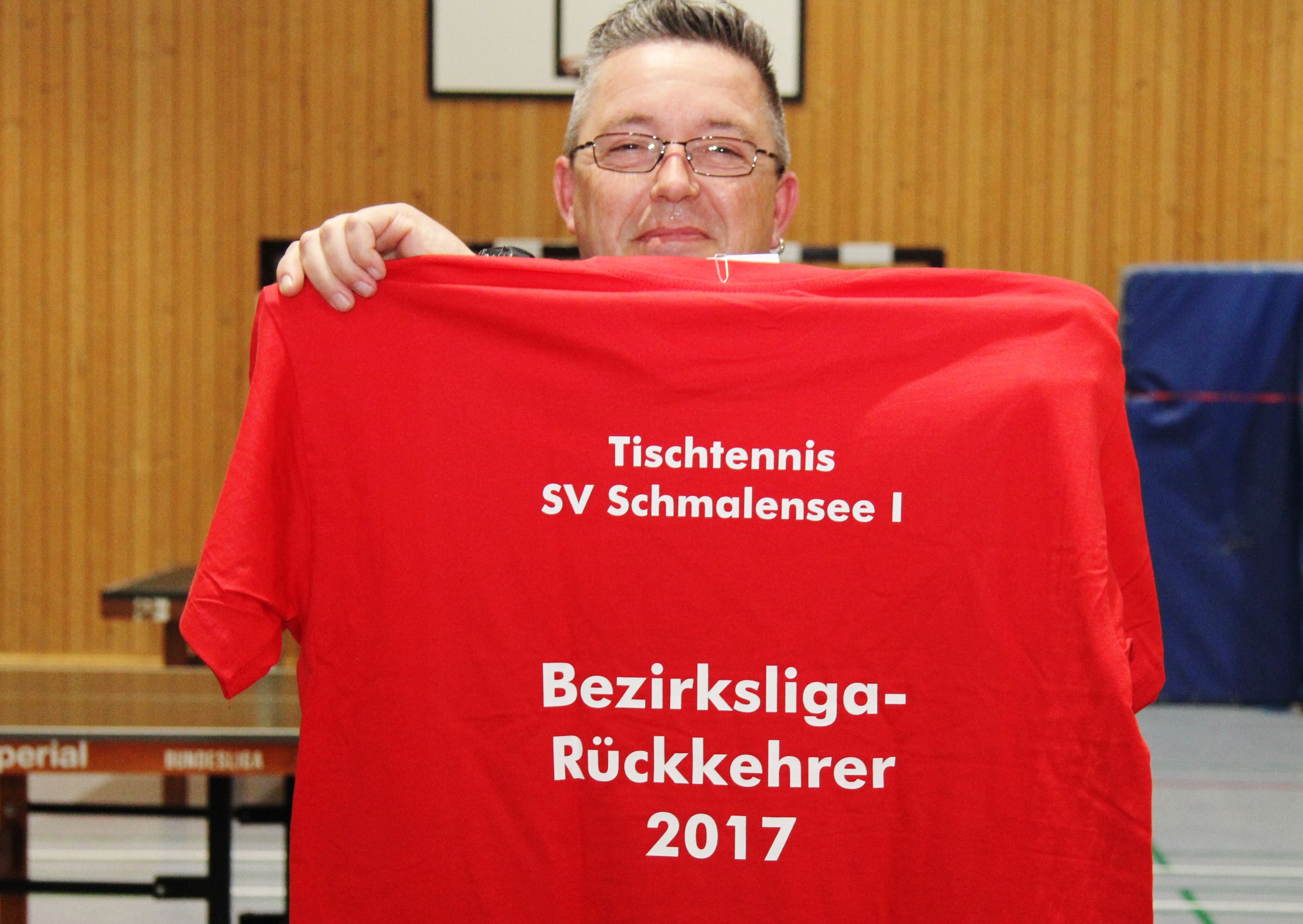 2017 03 31 SVS Kreisliga Meister Shirts 08